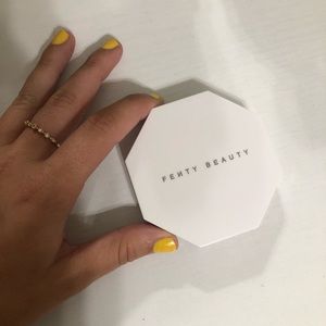 Fenty Beauty Killawatt Highlighter